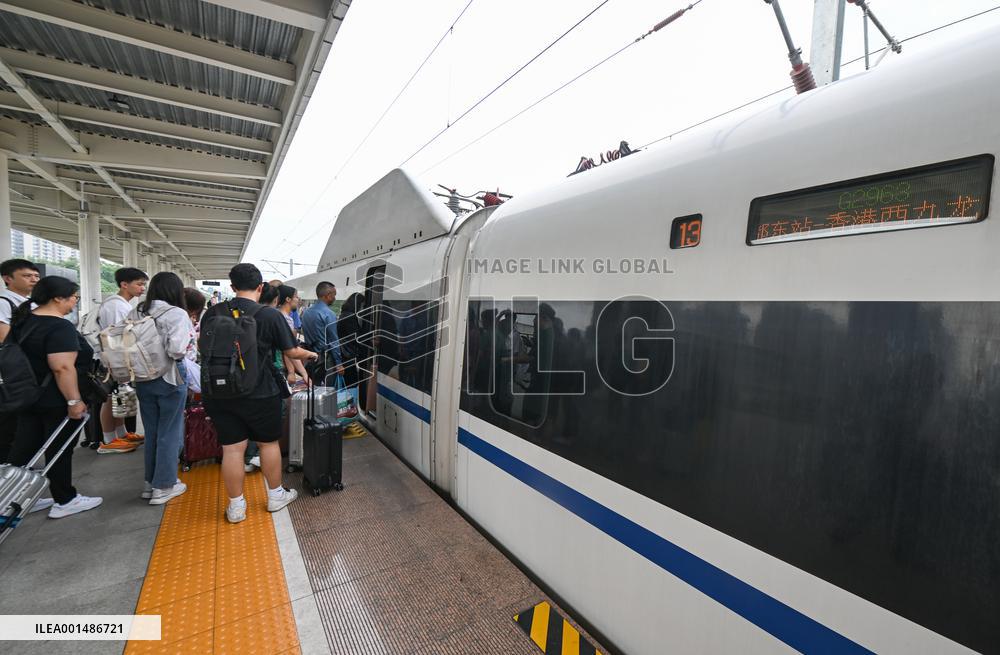 CHINA-CHENGDU-HONG KONG-NEW HIGH-SPEED RAILWAY (CN)