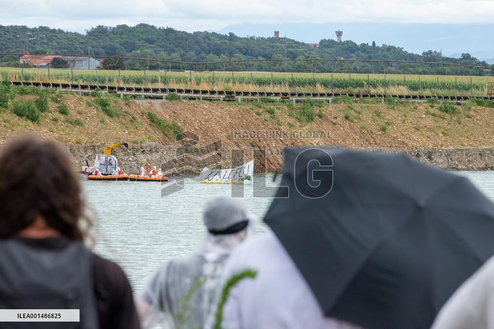 Extinction Rebellion Foix Protest Against The Gravel Pits In Ariege