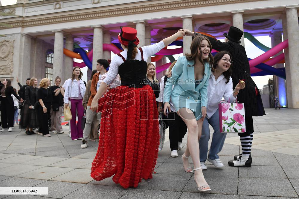 RUSSIA-MOSCOW-GRADUATION PARTY