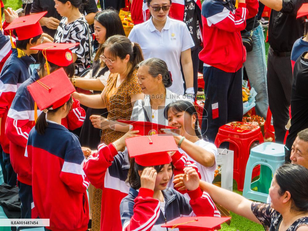 Students Coming-of Age Ceremony Held In Bijie