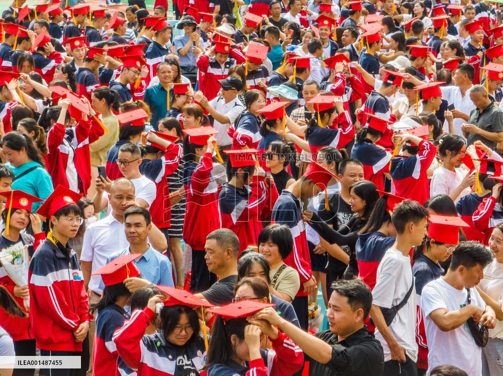 Students Coming-of Age Ceremony Held In Bijie