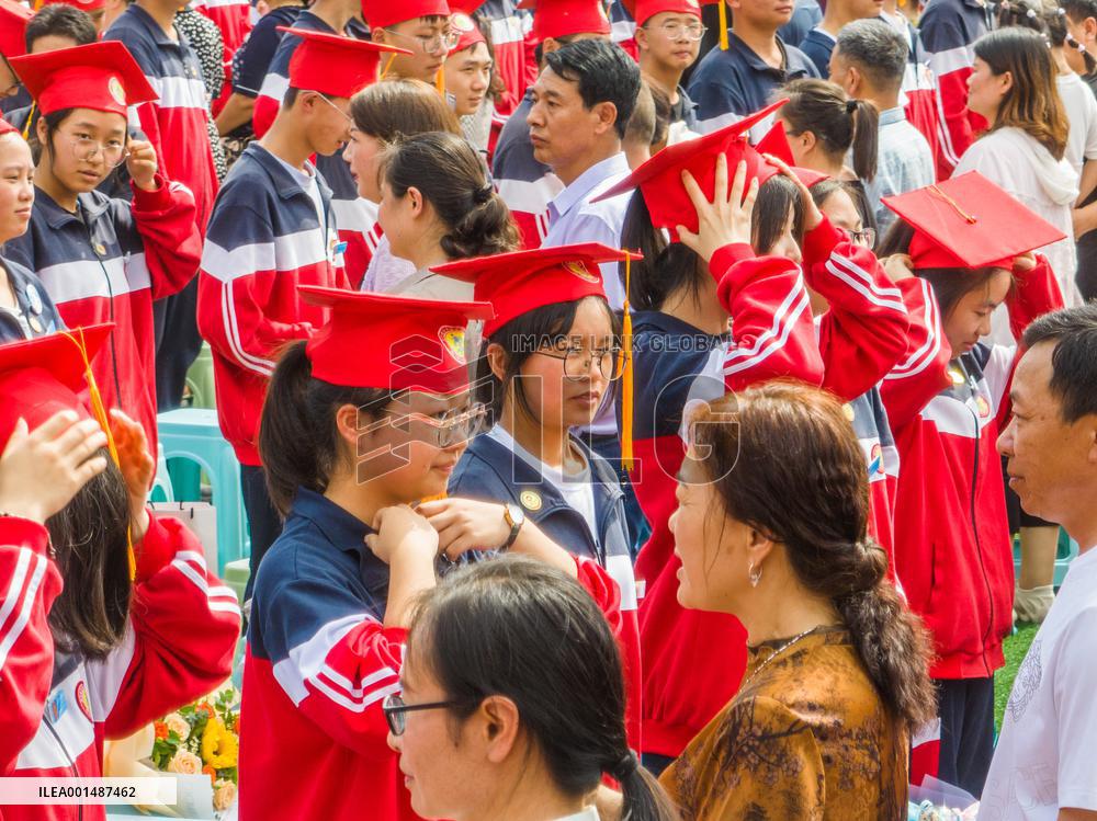 Students Coming-of Age Ceremony Held In Bijie
