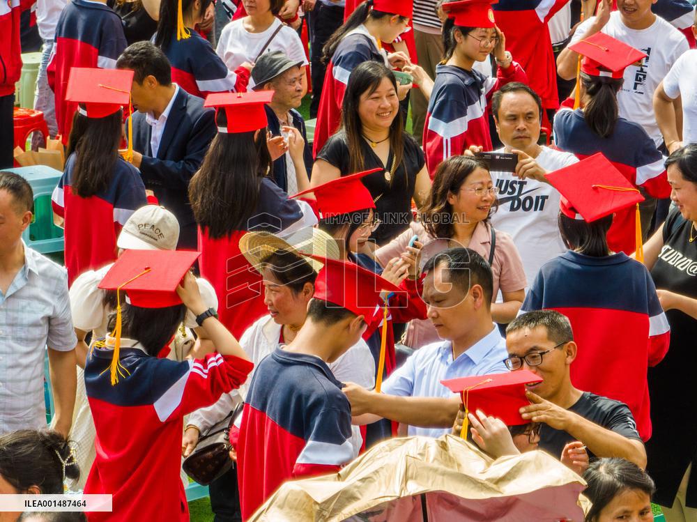 Students Coming-of Age Ceremony Held In Bijie