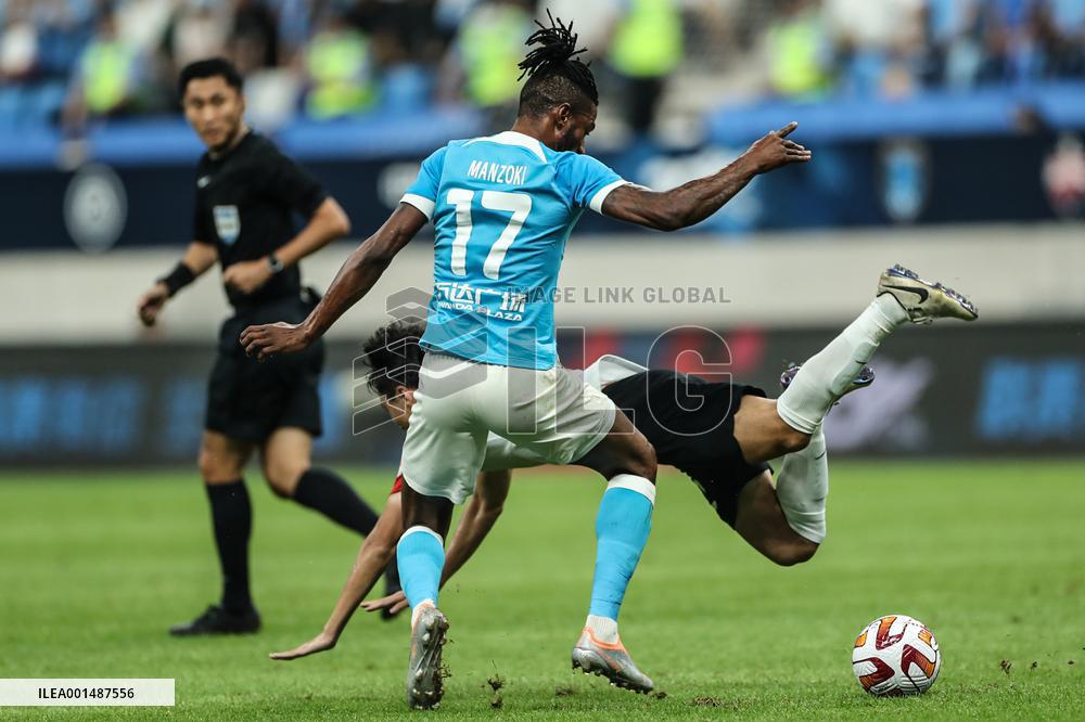 (SP)CHINA-DALIAN-FOOTBALL-CSL-DALIAN VS QINGDAO (CN)