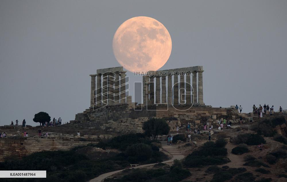 GREECE-CAPE SOUNION-TEMPLE OF POSEIDON-FULL MOON