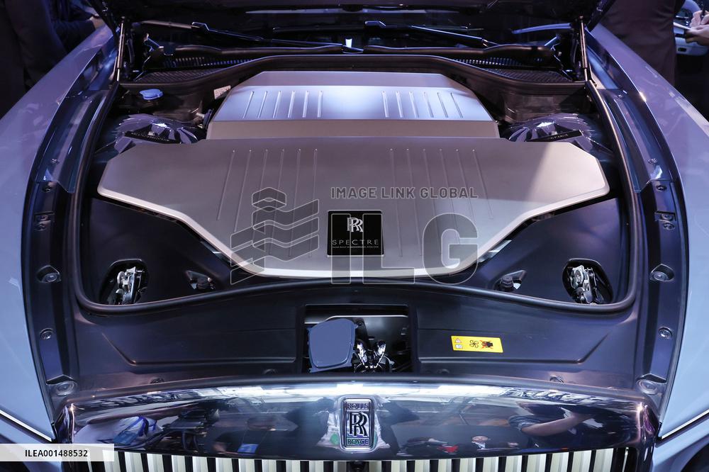 Rolls-Royce Motor Cars' EV "Spectre" Presentation