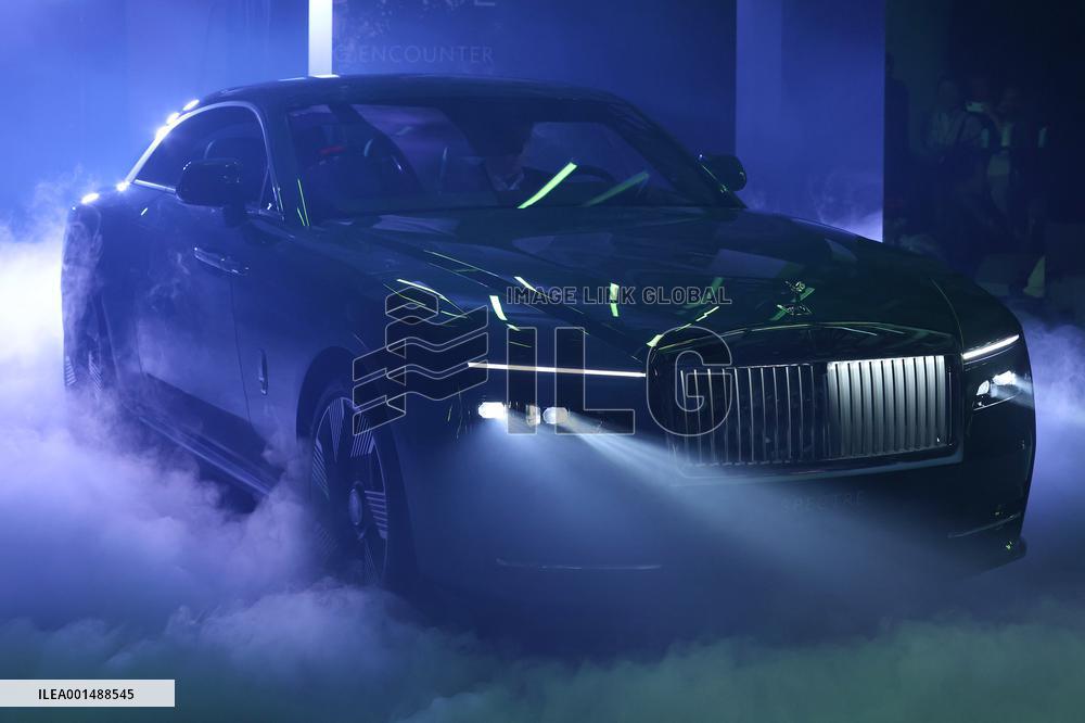 Rolls-Royce Motor Cars' EV "Spectre" Presentation