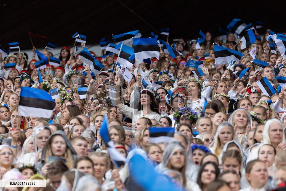 The XIII Youth Song Festival "Püha on maa" ("Sacred is the Land")
