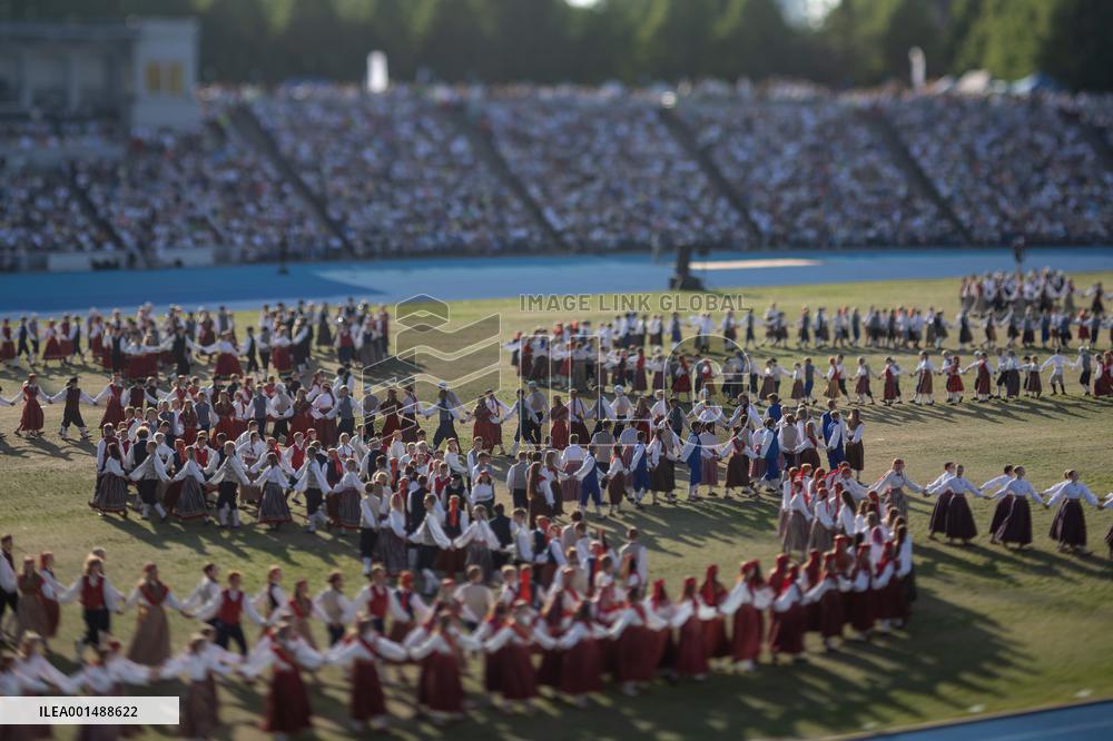 Youth Dance Festival 'Bridges'