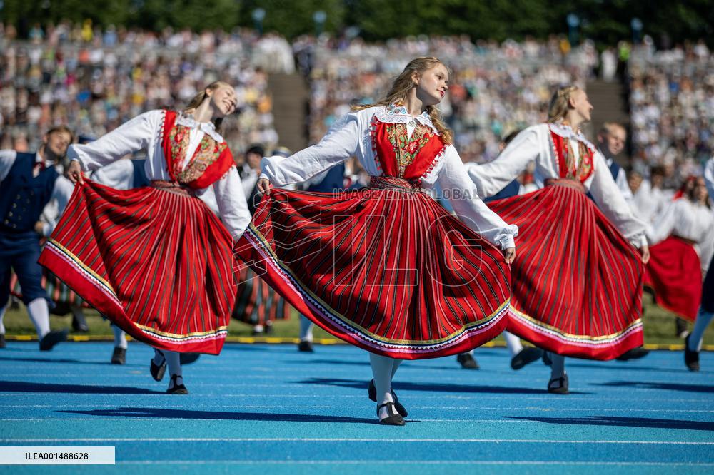 Youth Dance Festival 'Bridges'