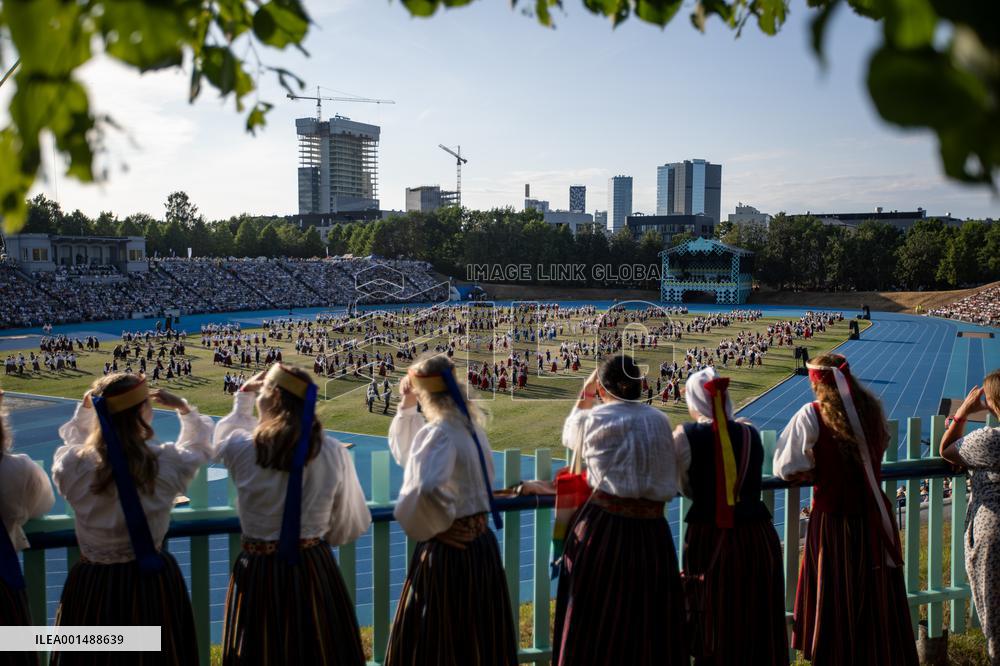 Youth Dance Festival 'Bridges'