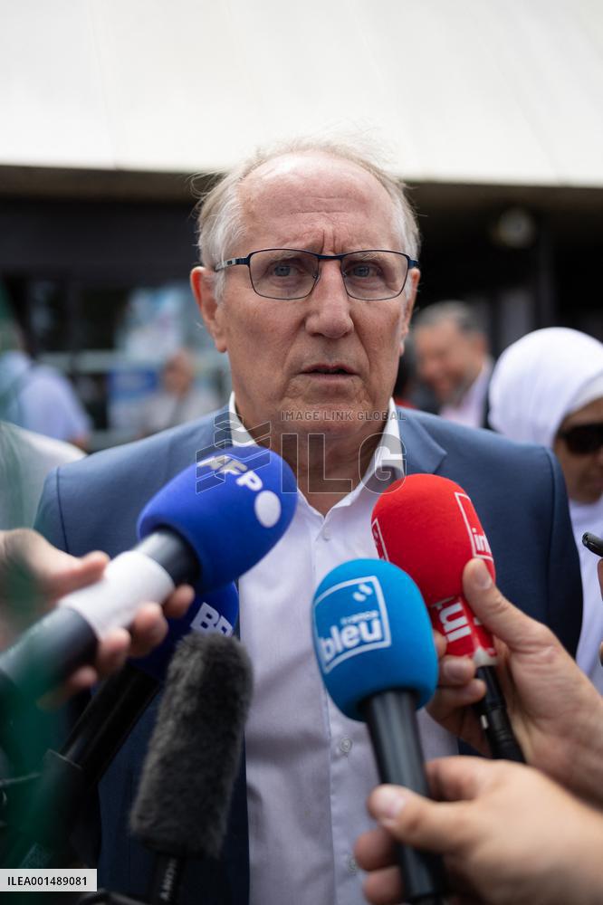 Mayor of Nanterre during a gathering at the City Hall - Nanterre