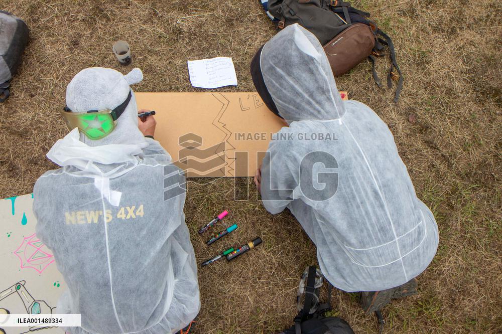 Extinction Rebellion Foix Protest Against The Gravel Pits - Ariege