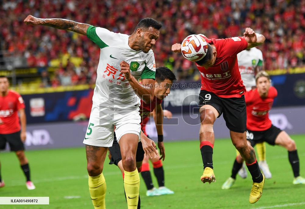 (SP)CHINA-CHENGDU-FOOTBALL-CSL-CHENGDU VS BEIJING (CN)