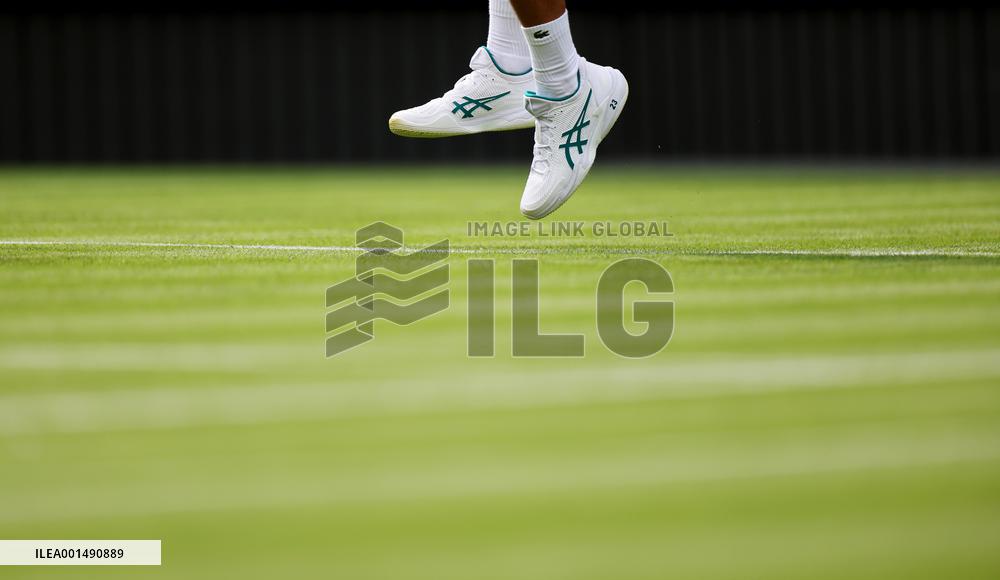 (SP)BRITAIN-LONDON-TENNIS-WIMBLEDON-DAY 1