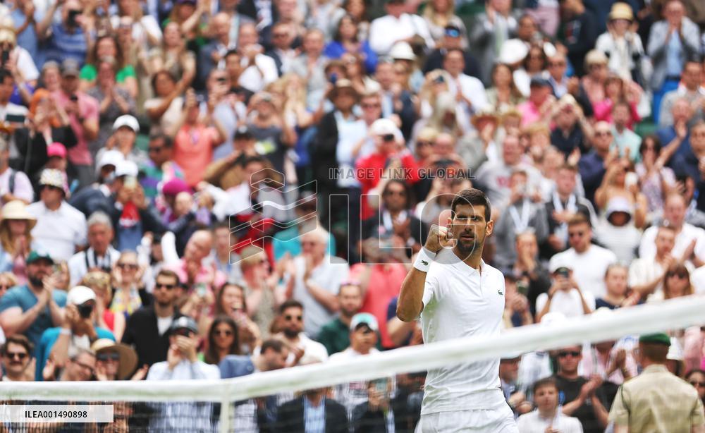 (SP)BRITAIN-LONDON-TENNIS-WIMBLEDON-DAY 1