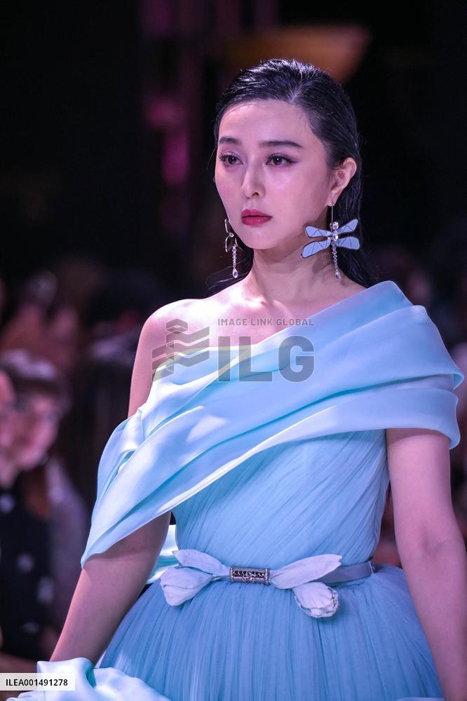 PFW - Fan Bingbing Models For Georges Hobeika