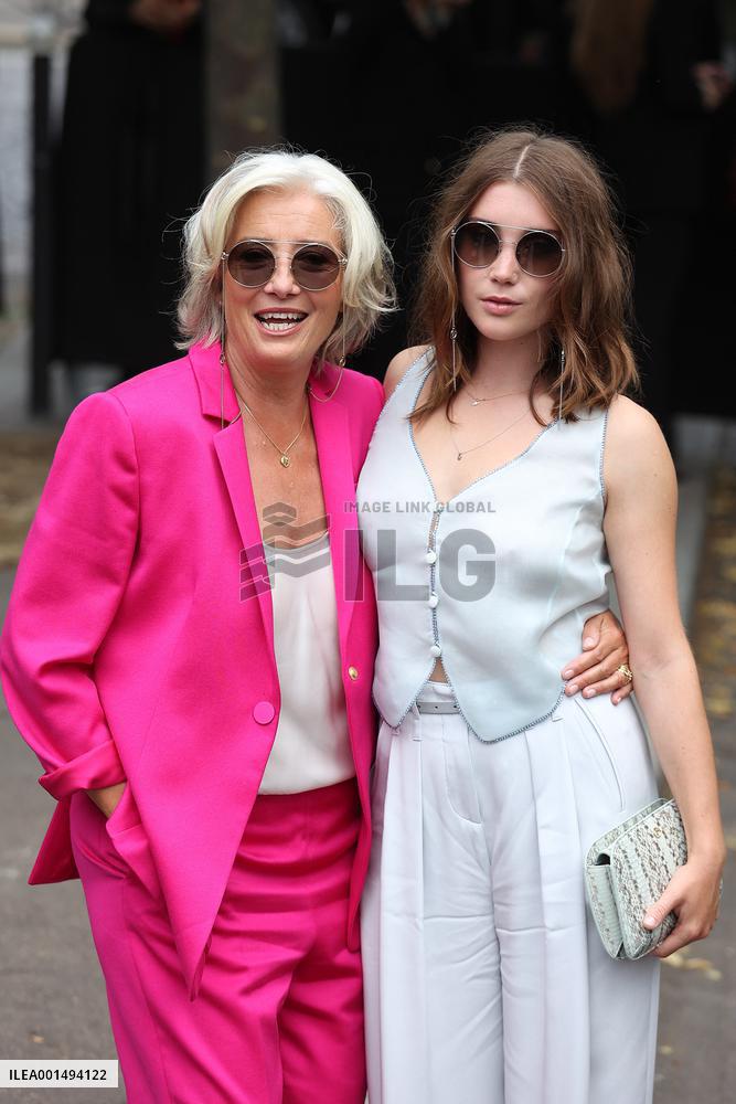 PFW - Giorgio Armani Prive Haute Couture Spring Summer 2023 - Arrivals NB