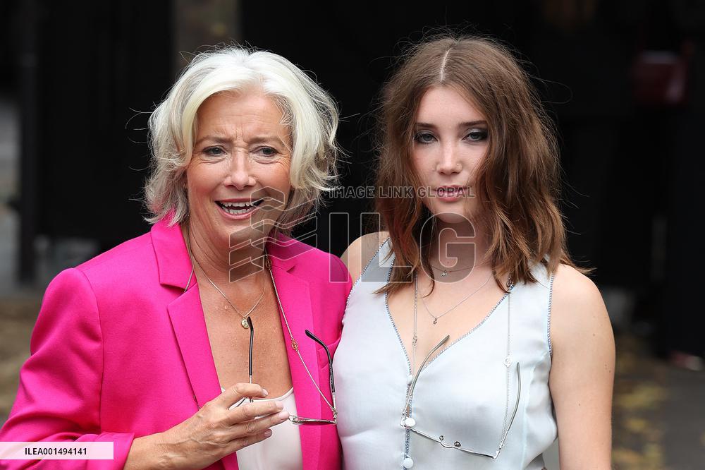 PFW - Giorgio Armani Prive Haute Couture Spring Summer 2023 - Arrivals NB