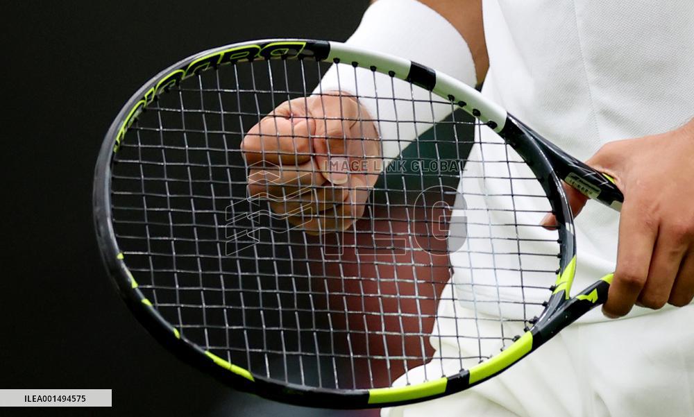 (SP)BRITAIN-LONDON-TENNIS-WIMBLEDON-DAY 2