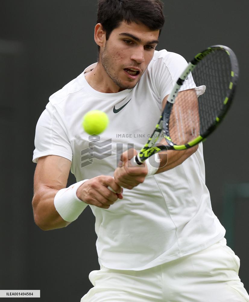 (SP)BRITAIN-LONDON-TENNIS-WIMBLEDON-DAY 2
