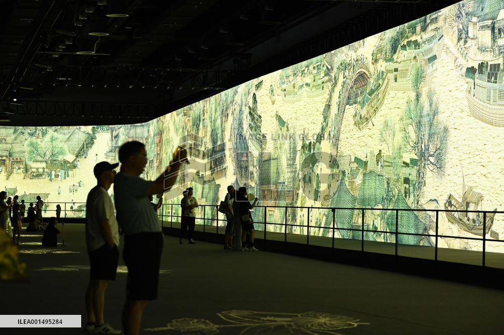 Along the River During the Qingming Festival Exhibition in Nanning