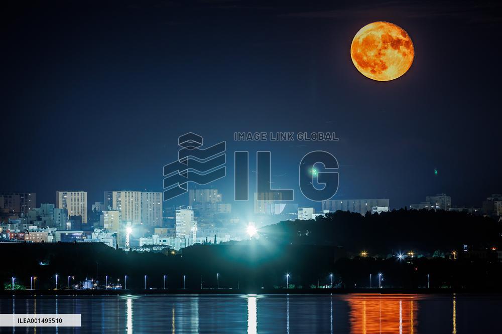 CROATIA-SPLIT-SUPERMOON