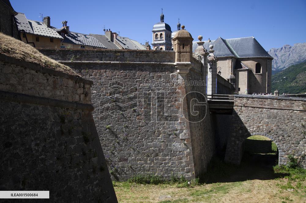 Briancon Illustration