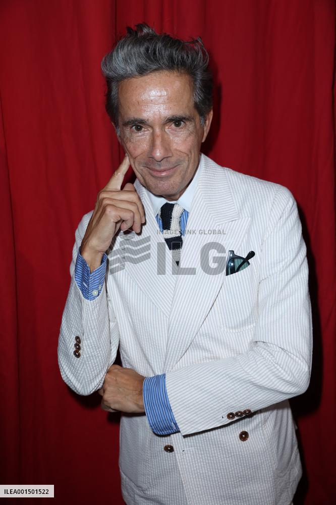 PFW - Diner De La Mode