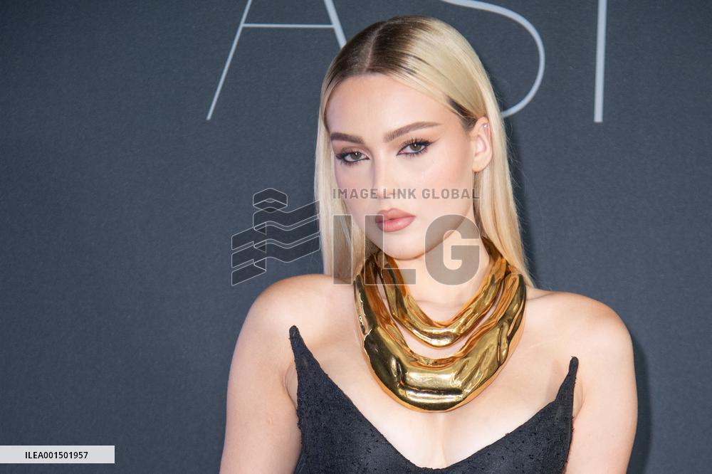 PFW - Ashi Studio Front Row