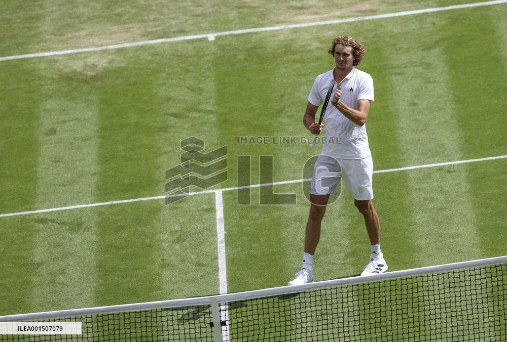 (SP)BRITAIN-LONDON-TENNIS-WIMBLEDON-DAY 4