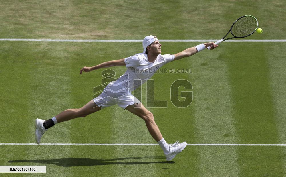 (SP)BRITAIN-LONDON-TENNIS-WIMBLEDON-DAY 4