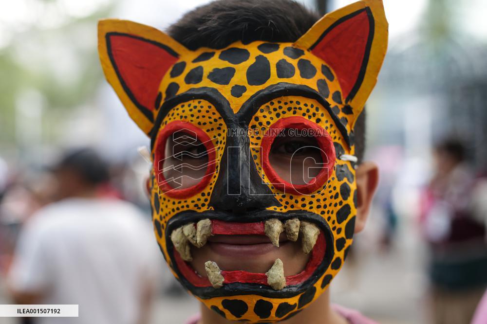 MEXICO-MEXICO CITY-CHAPULTEPEC ZOO-100TH ANNIVERSARY