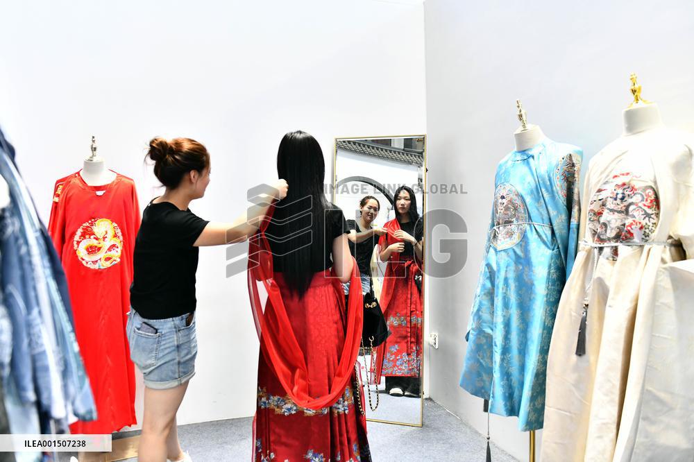 CHINA-SHANDONG-CAOXIAN-HANFU INDUSTRY(CN)