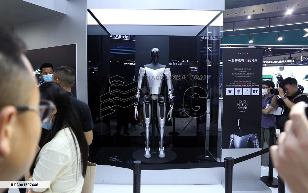 Tesla Optimus Humanoid Robot at The 2023 WAIC in Shanghai