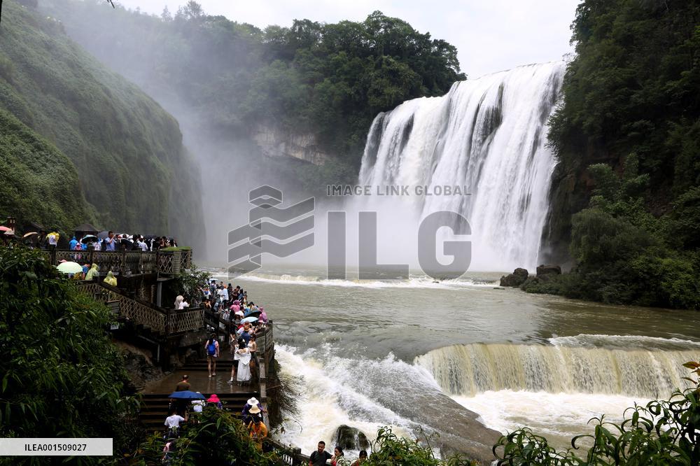 Huangguoshu Waterfall in Anshun