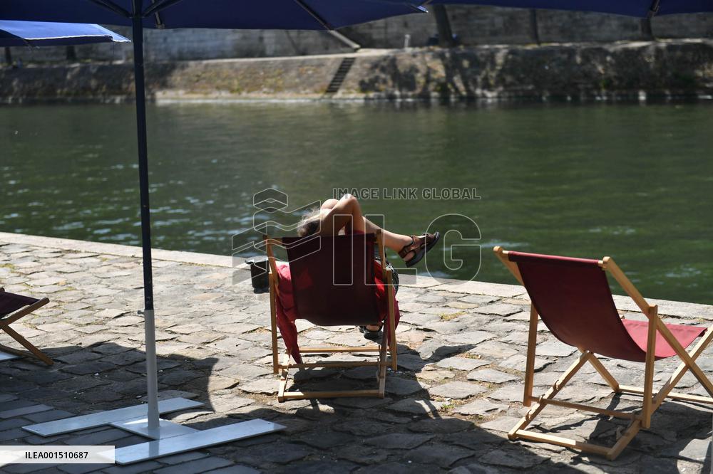 Anne Hidalgo Opens Paris Plages 2023