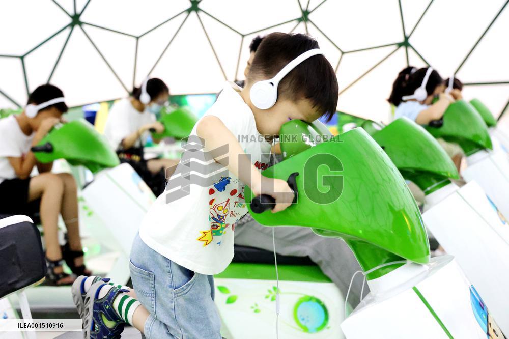 #CHINA-SUMMER VACATION-ACTIVITIES (CN)