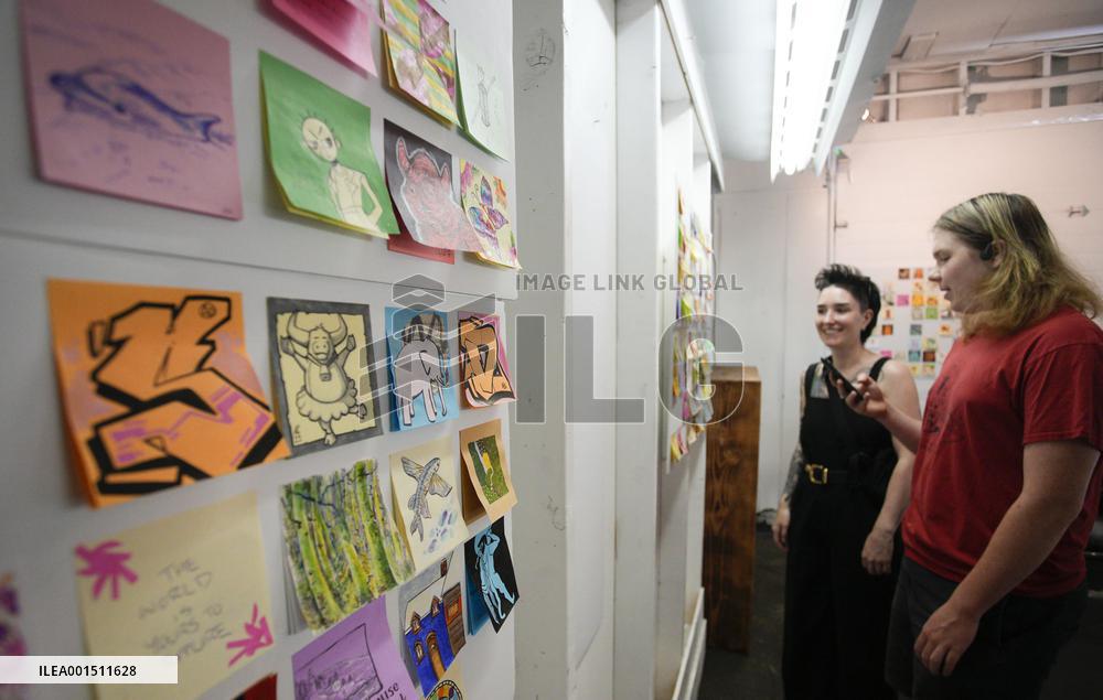 CANADA-VANCOUVER-POST-IT NOTE-ART SHOW