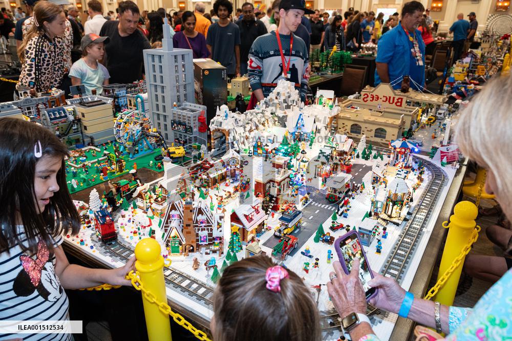 U.S.-TEXAS-SUGAR LAND-LEGO-BRICK RODEO