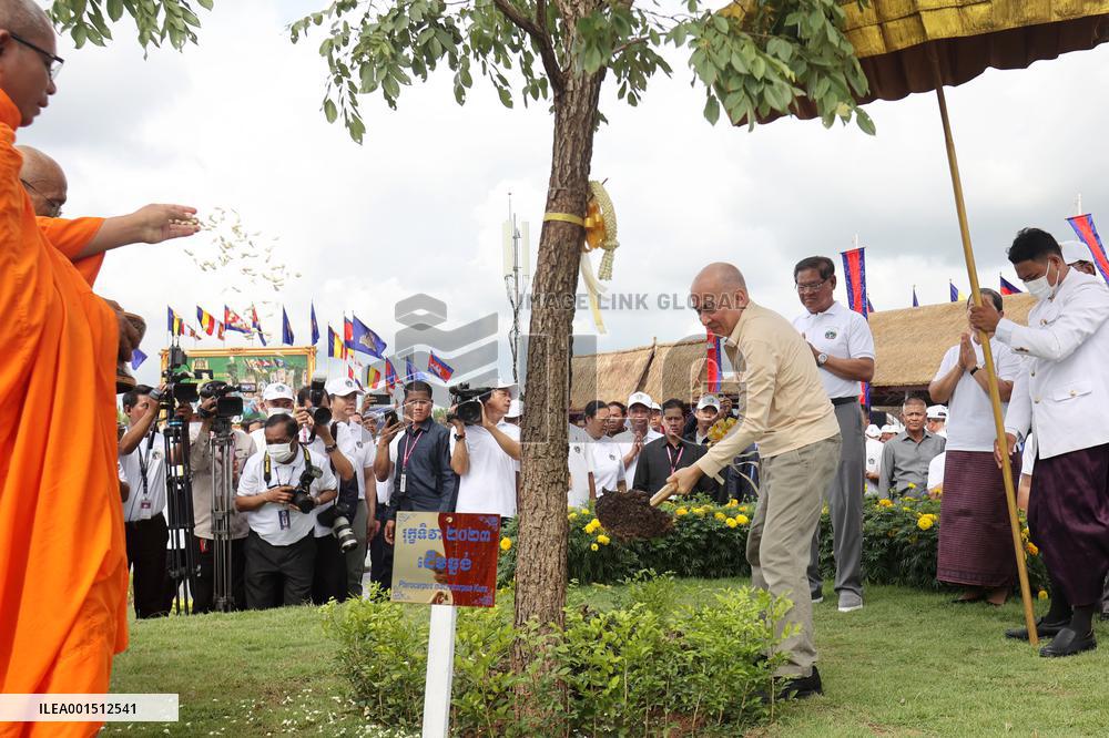 CAMBODIA-KAMPONG CHHNANG-NATIONAL ARBOR DAY-CELEBRATION