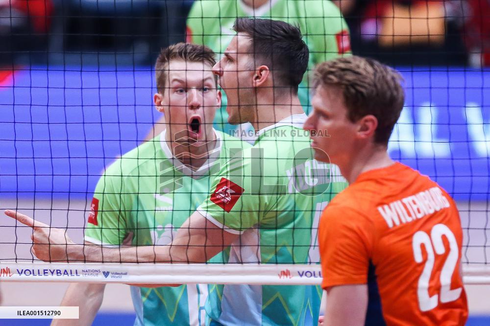 (SP)THE PHILIPPINES-PASAY CITY-VOLLEYBALL-NATIONS LEAGUE-MEN-SLO VS NED