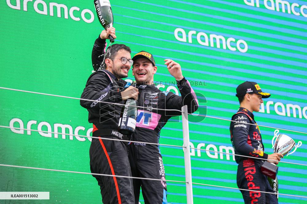 French Driver Victor Martins Wins in F2 - Silverstone