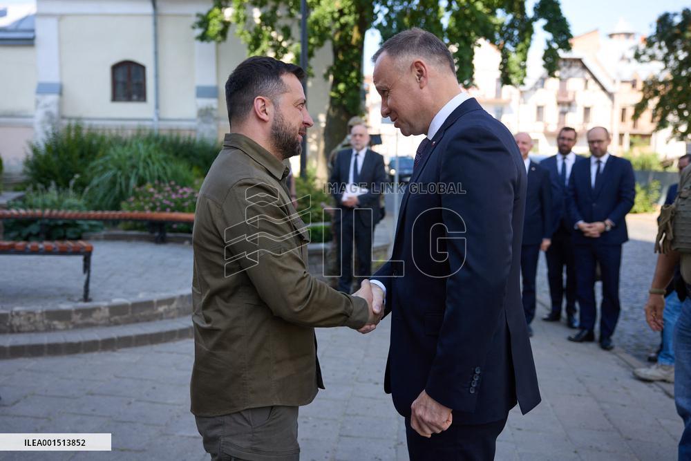Zelensky And Duda Meet in Lutsk