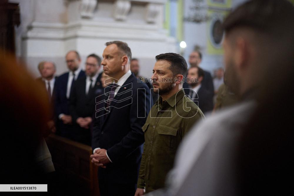 Zelensky And Duda Meet in Lutsk