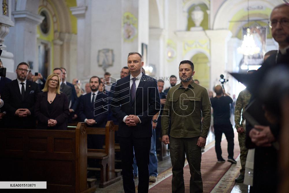 Zelensky And Duda Meet in Lutsk