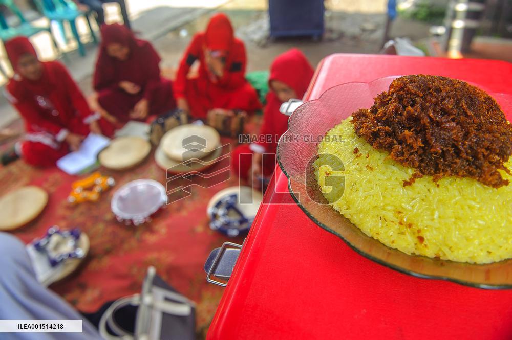 Malay Tradition In The Deli Indigenous Land - Sumatra