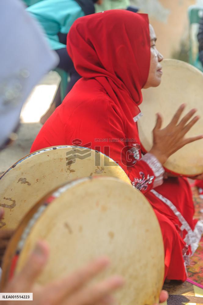 Malay Tradition In The Deli Indigenous Land - Sumatra