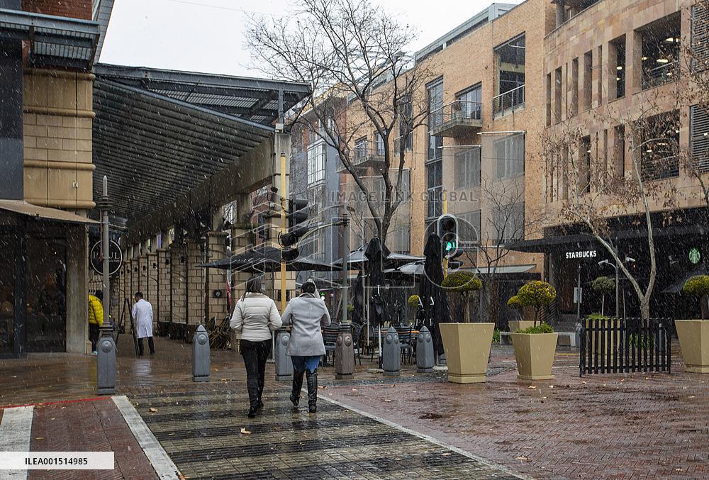 SOUTH AFRICA-JOHANNESBURG-SNOW