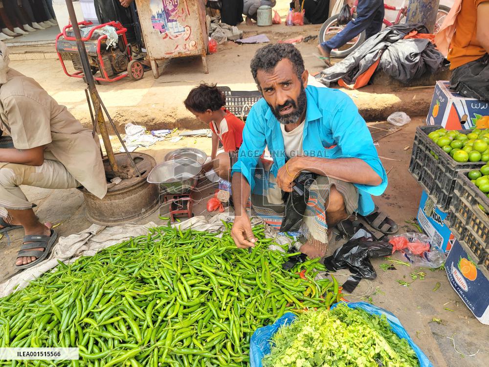 YEMEN-ADEN-CURRENCY-DEVALUATION